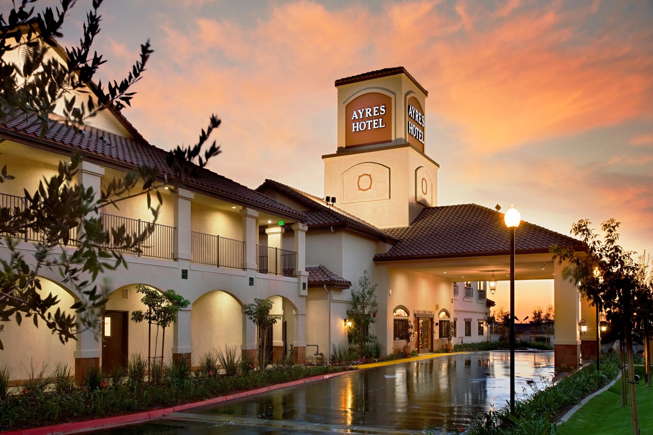Ayres Hotel Redlands - Loma Linda מראה חיצוני תמונה