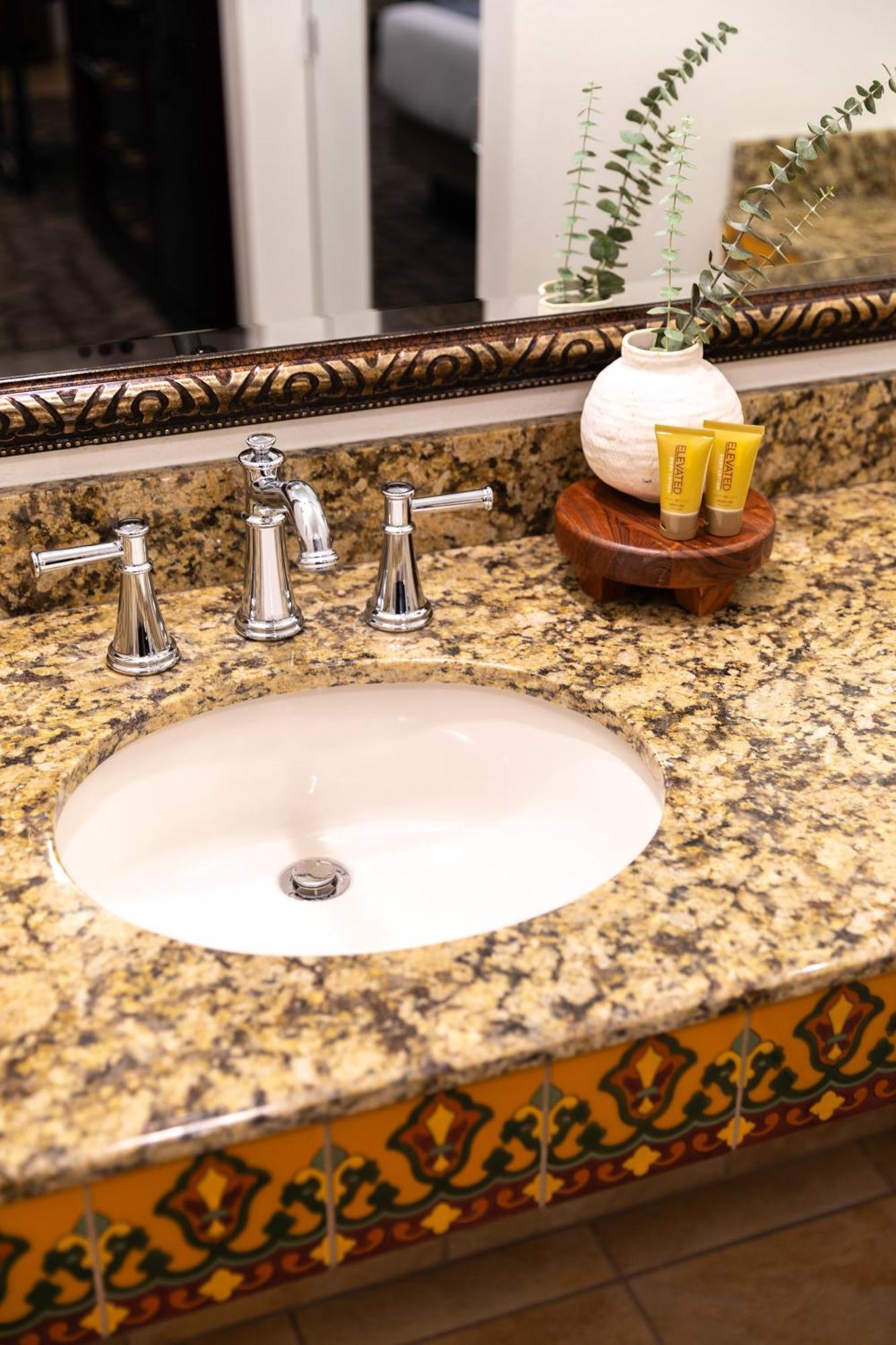 Ayres Hotel Redlands - Loma Linda מראה חיצוני תמונה