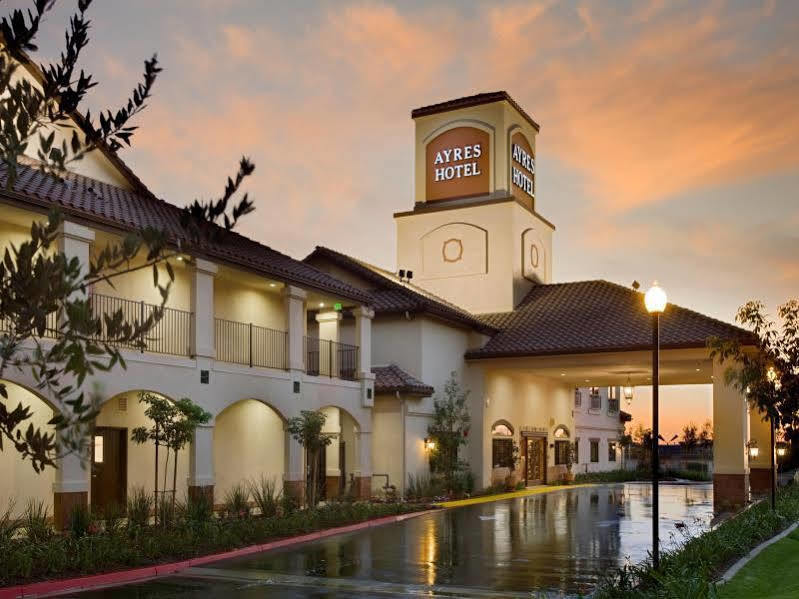 Ayres Hotel Redlands - Loma Linda מראה חיצוני תמונה